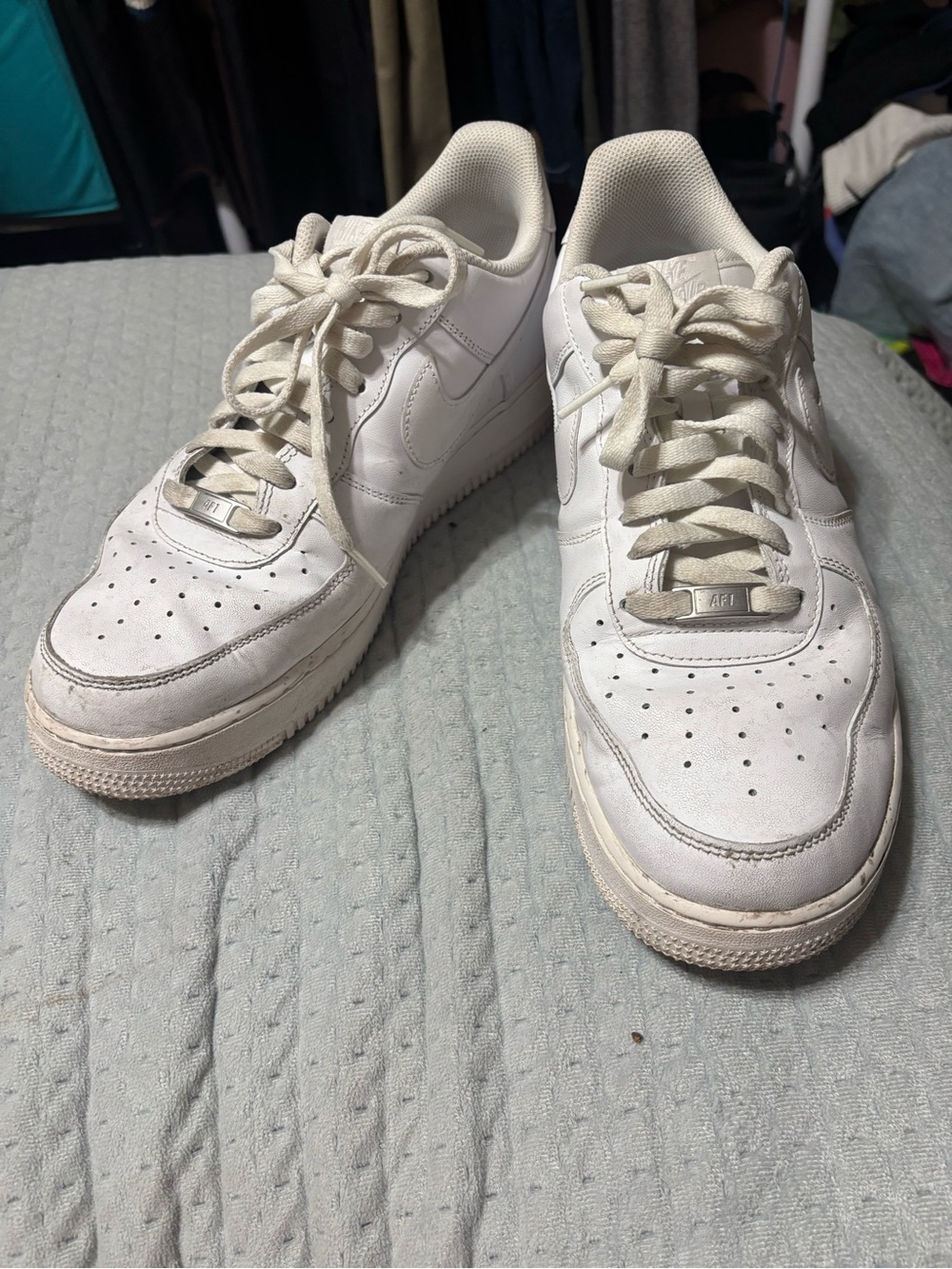 Nike White Men's Low-Top Sneakers - Classic Leather AF1 Style